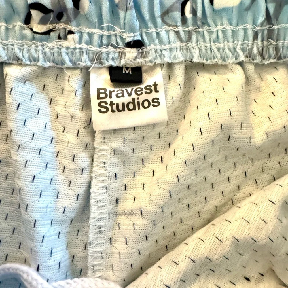 Bravest Studios x Louis Vuitton Camo in Light Blue - Picture 2 of 4